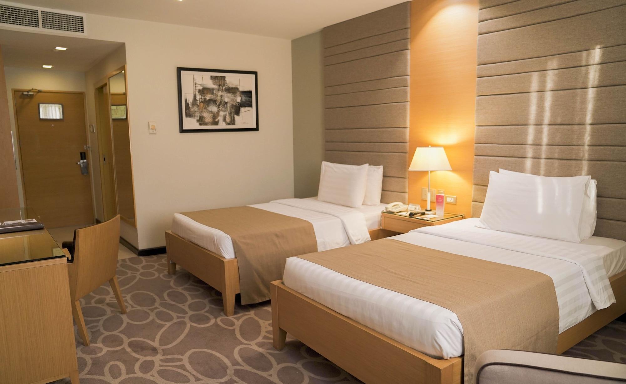 Berjaya Makati Hotel Makati City Zewnętrze zdjęcie